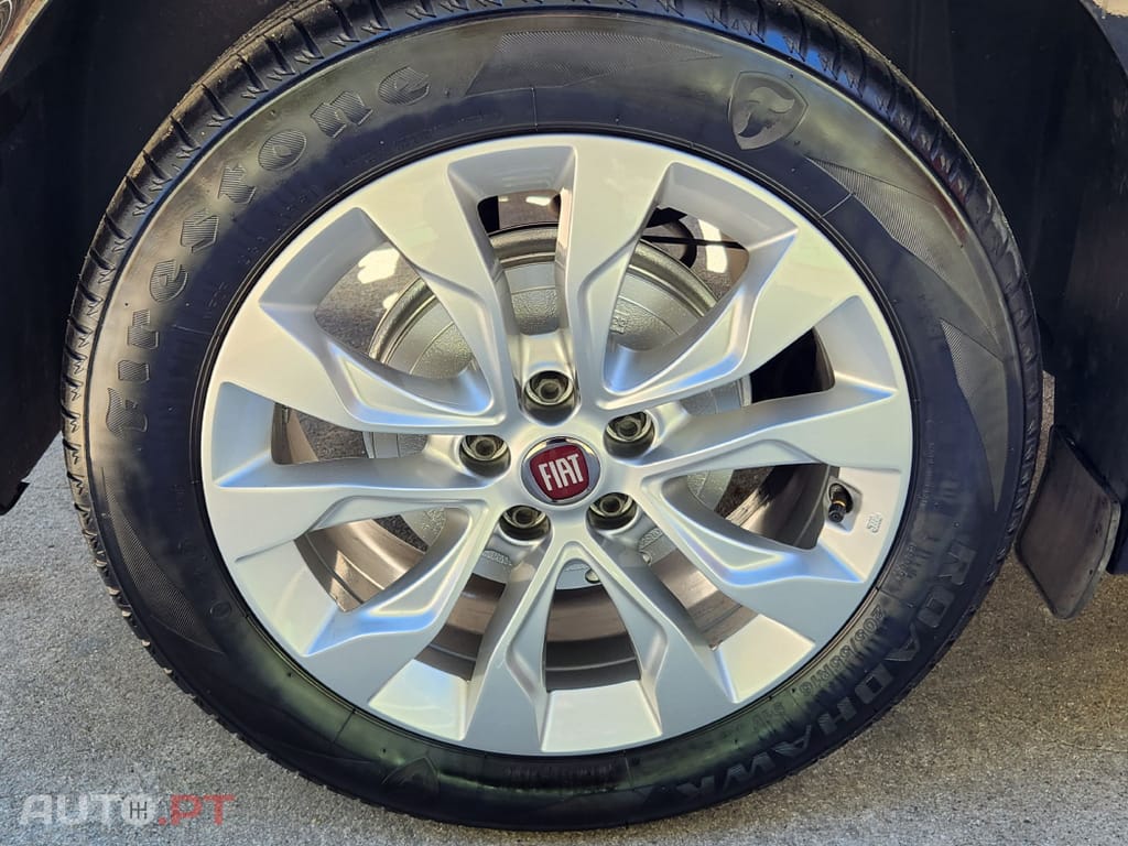 Fiat Tipo 1.3 M-Jet Lounge
