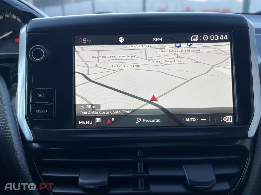 Peugeot 2008 1.5 BlueHDi Allure