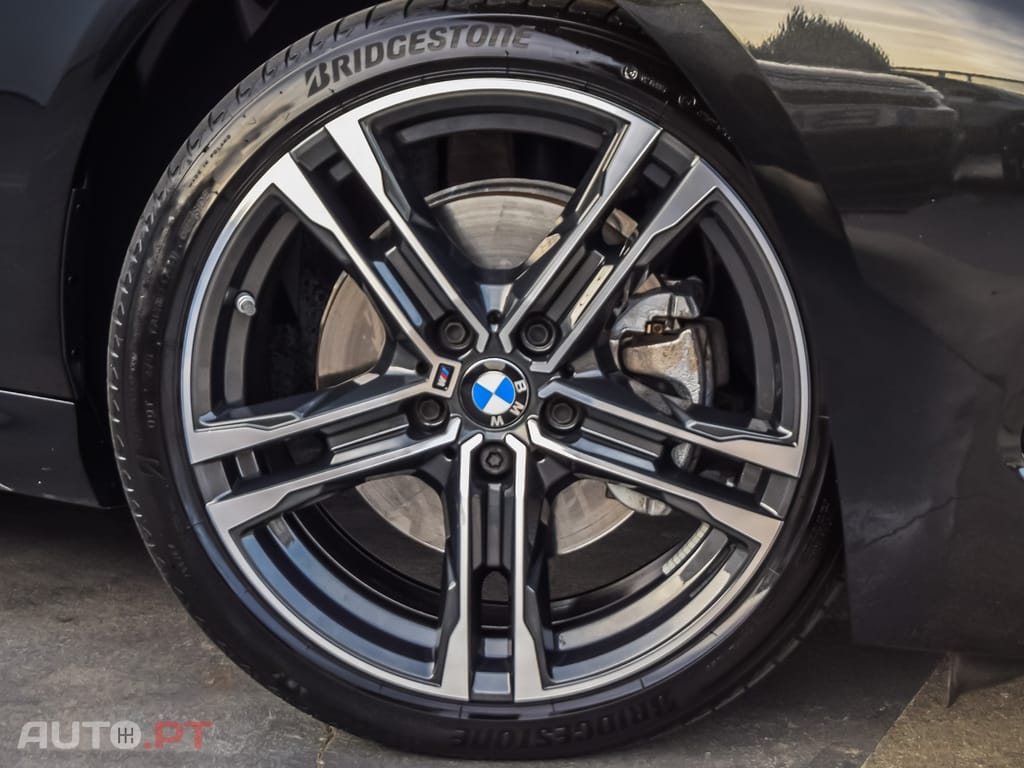 BMW 216 d Pack Desportivo M