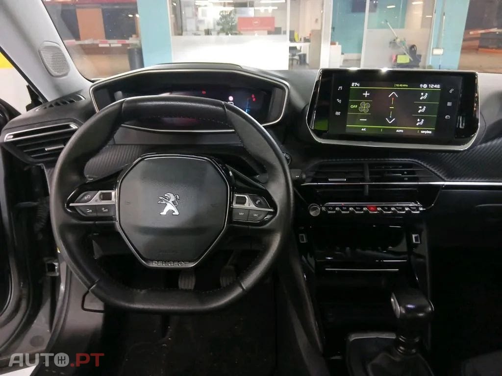 Peugeot 2008 1.5 BlueHDi Allure Pack