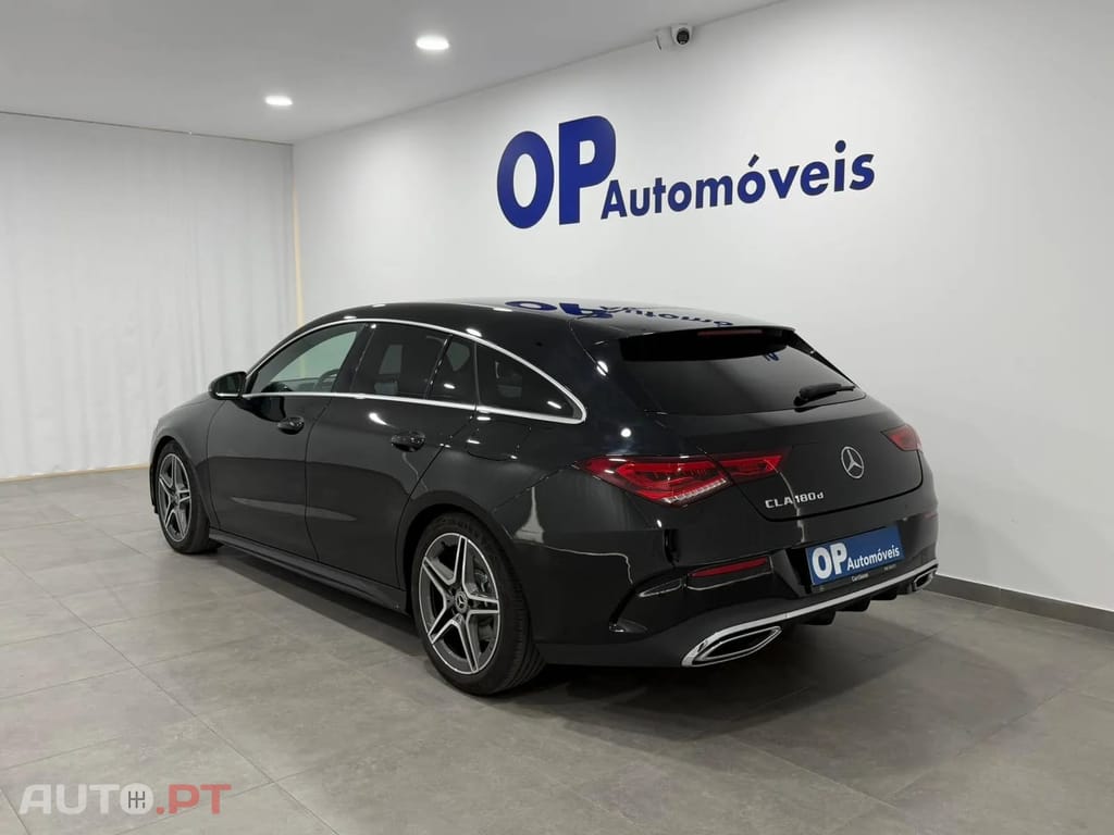 Mercedes-Benz CLA 180 180 d Shooting Brake AMG Line auto