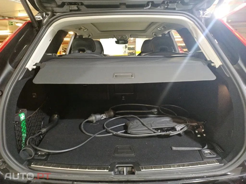 Volvo XC60 2.0 T6 PHEV Plus Bright AWD