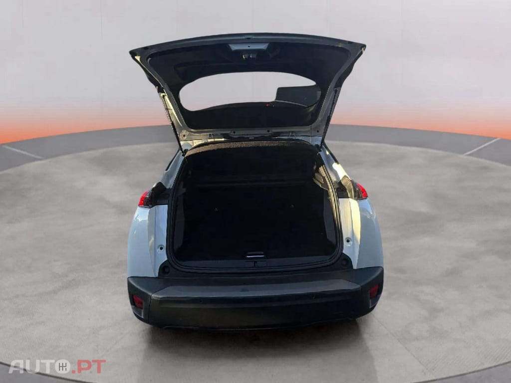 Peugeot E-2008 Allure