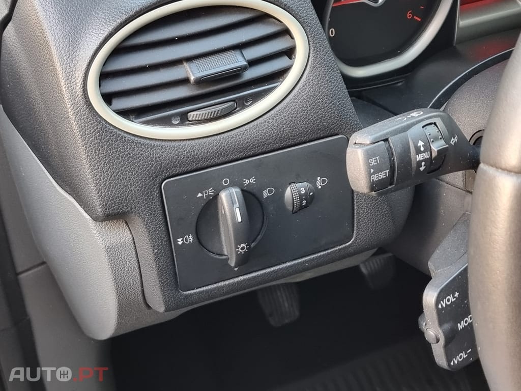 Ford Focus SW 1.6 TDCi Connec.