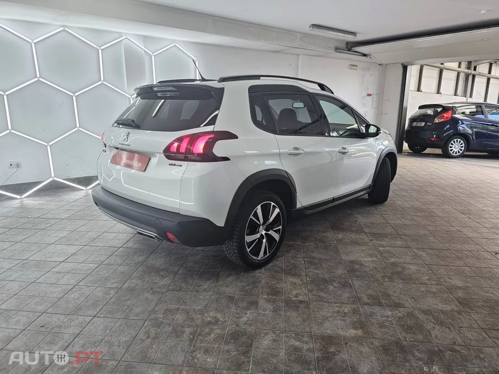 Peugeot 2008 1.2 PureTech GT Line EAT6