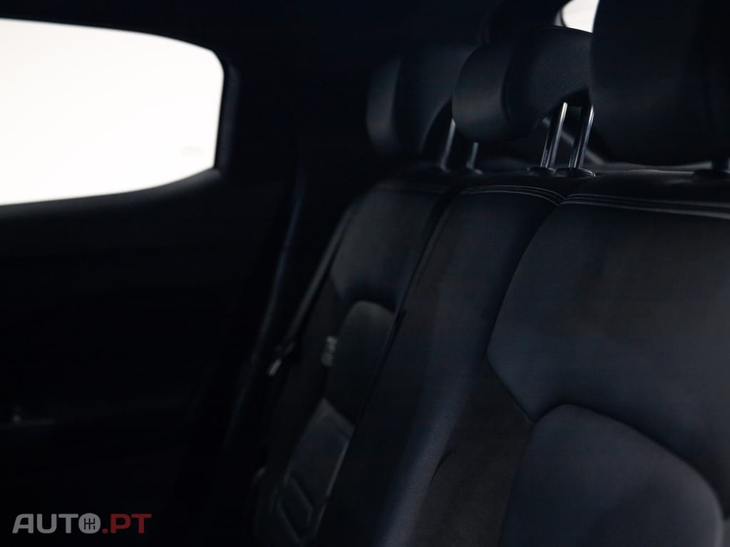 Nissan Juke 1.0 DIG-T N-Design Black DCT