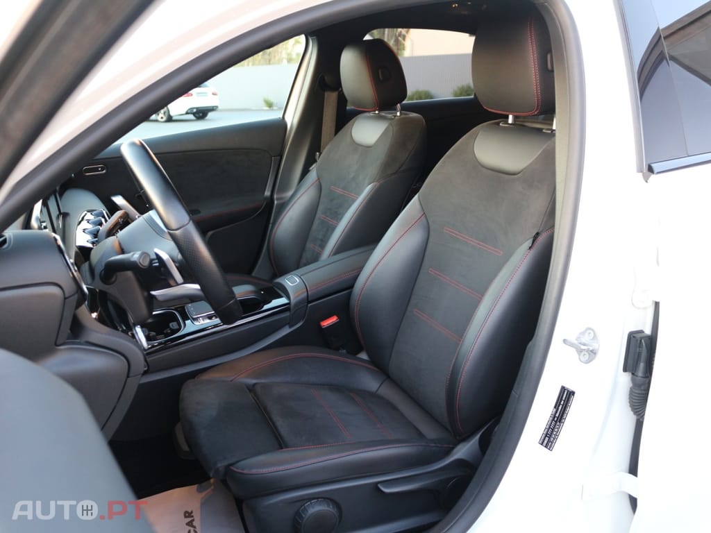 Mercedes-Benz A 250 e AMG Line