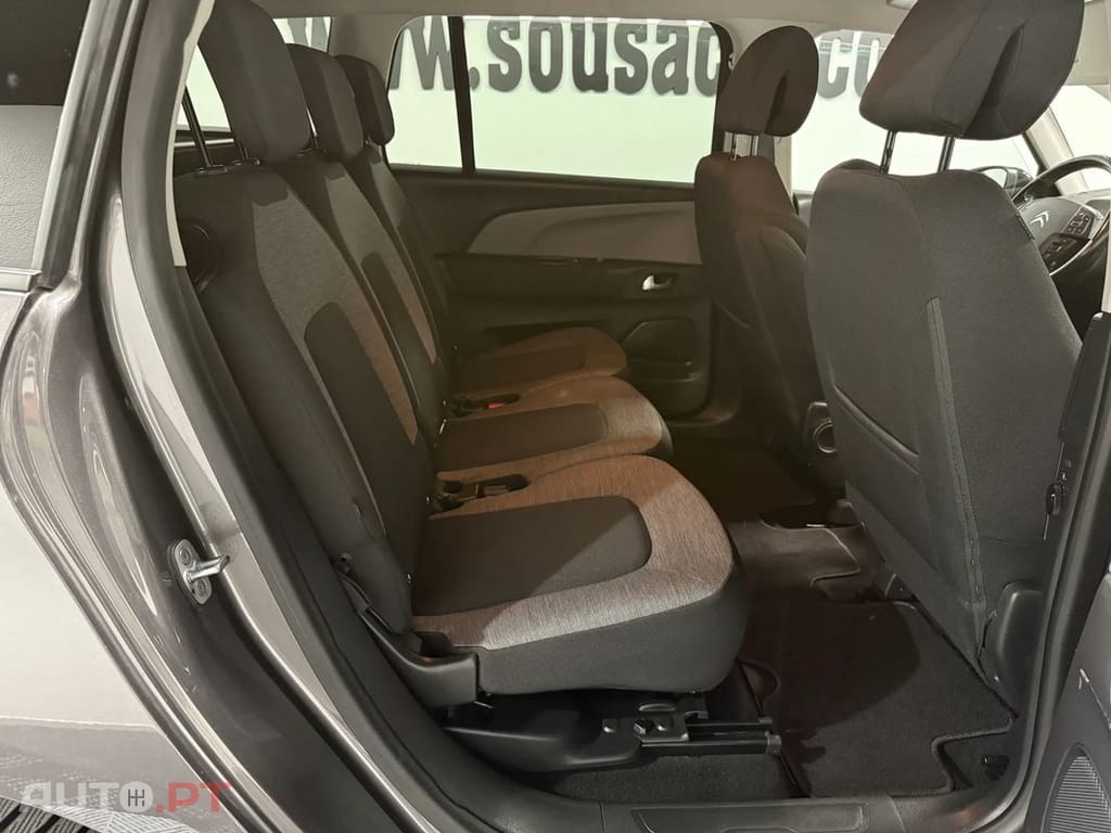 Citroen Grand C4 SpaceTourer BlueHDi 130 Stop&Start EAT8 SHINE