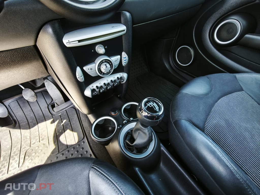 MINI Cooper Cooper D