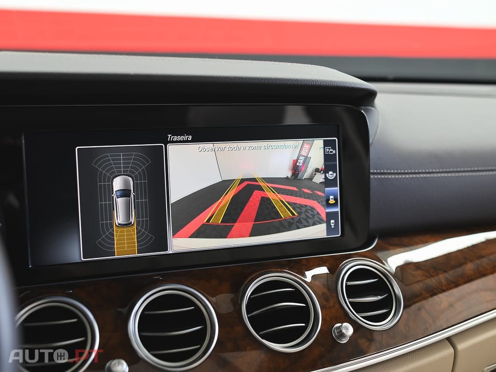 Mercedes-Benz E 300 de 4Matic T 9G-TRONIC Avantgarde