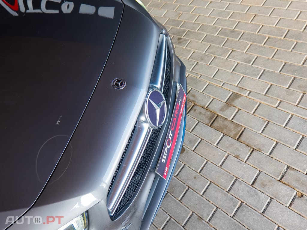 Mercedes-Benz A 35 AMG 4Matic Speedshift DCT 7G