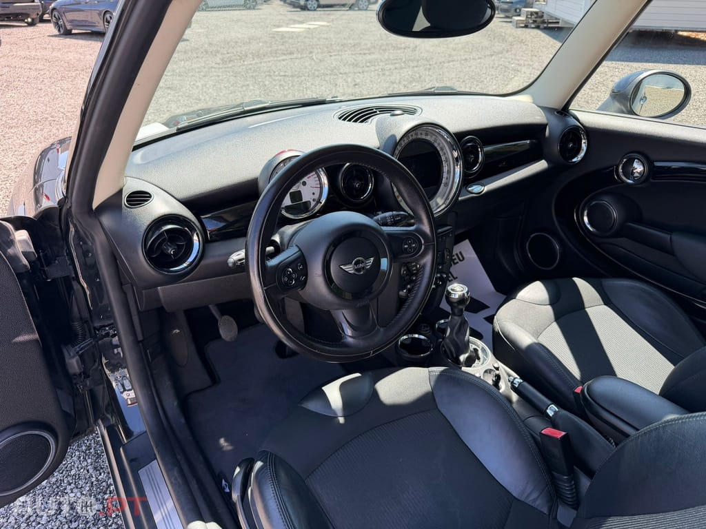 MINI Cooper D