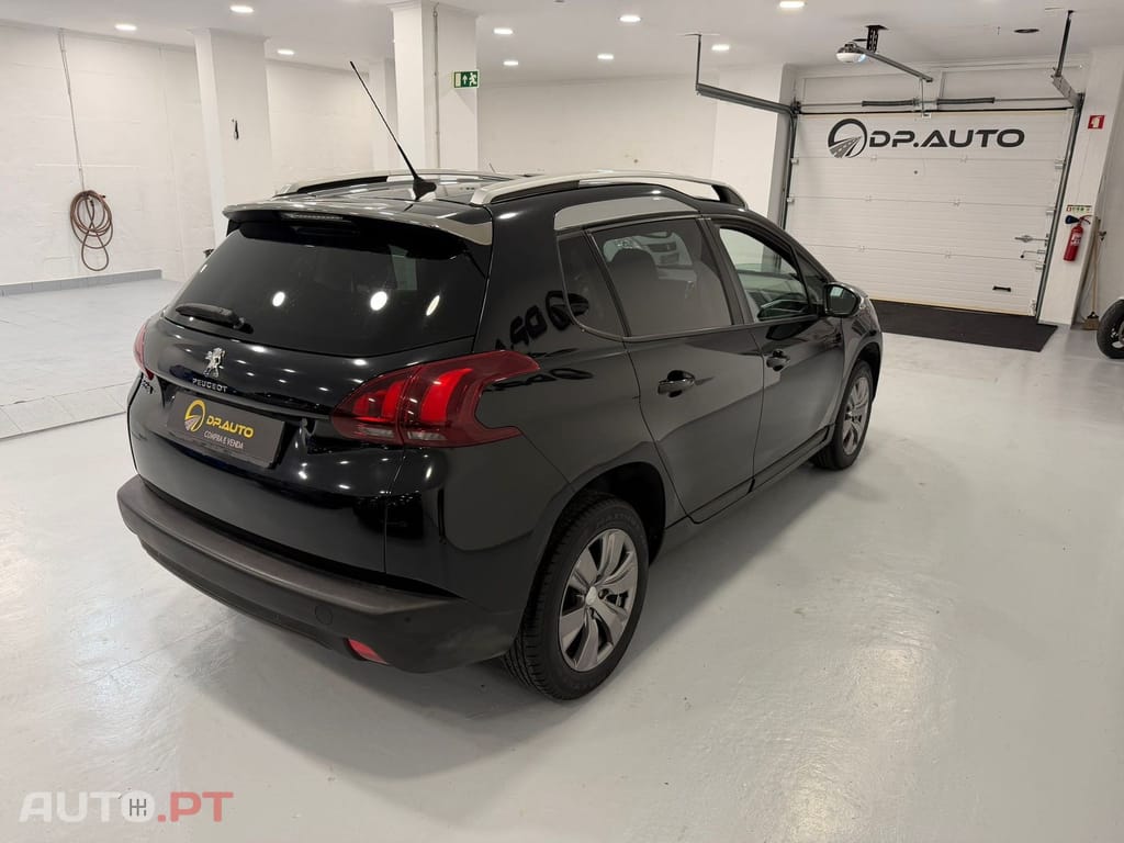 Peugeot 2008 1.2 PureTech Style