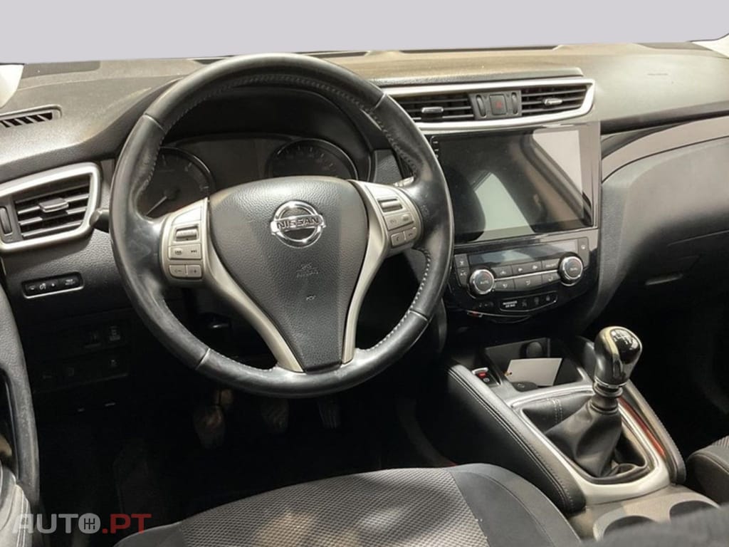Nissan Qashqai 1.6 dCi Visia 4x4i