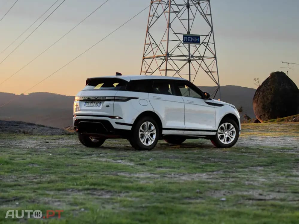 Land Rover Evoque 2.0 D150 AWD R-Dynamic Auto