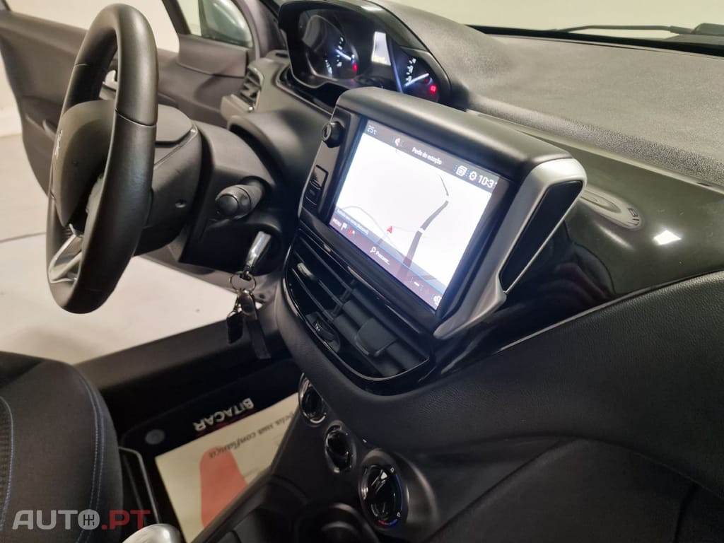Peugeot 208 1.5 BLUEHDI 102CV SIGNATURE GPS CAMARA TRASEIRA
