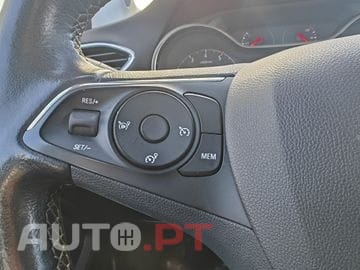 Opel Crossland 1.5 D Elegance