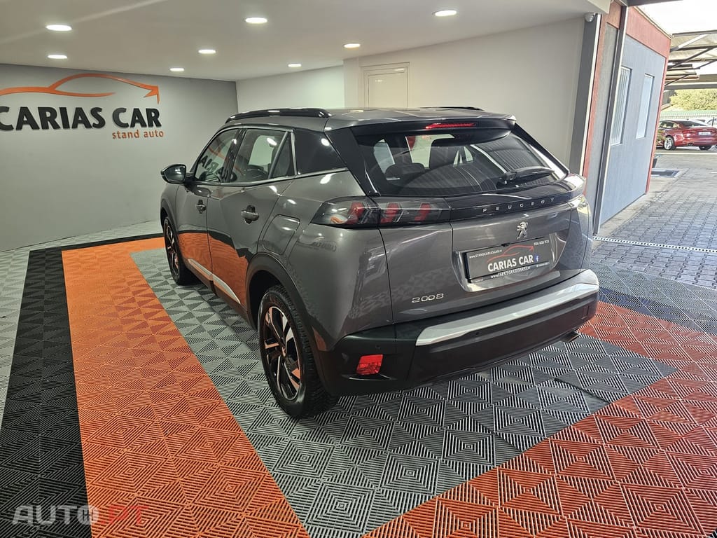 Peugeot 2008 1.5 BlueHDi Active Pack EAT8