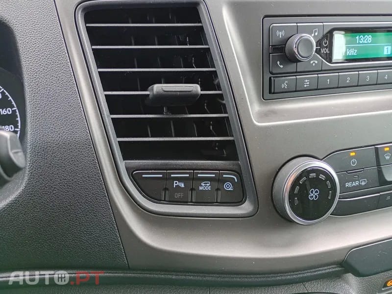 Ford Transit 330 L2 2.0 TDCi H2 Trend Antepara