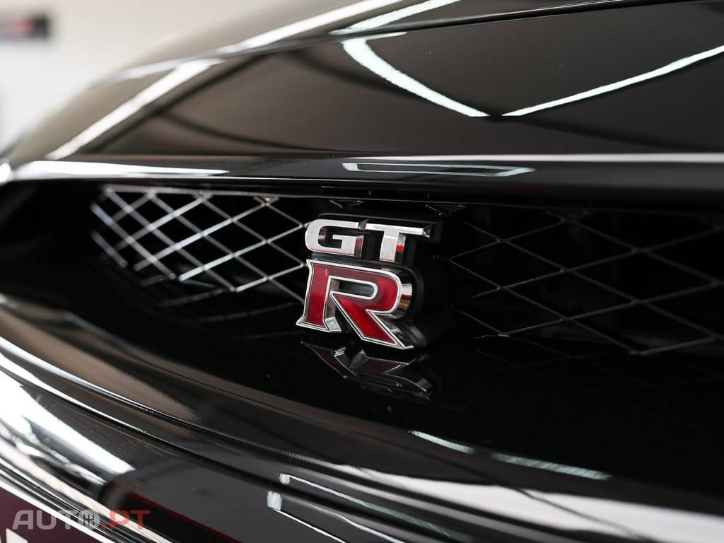 Nissan GT-R 3.8 V6 Black Edition