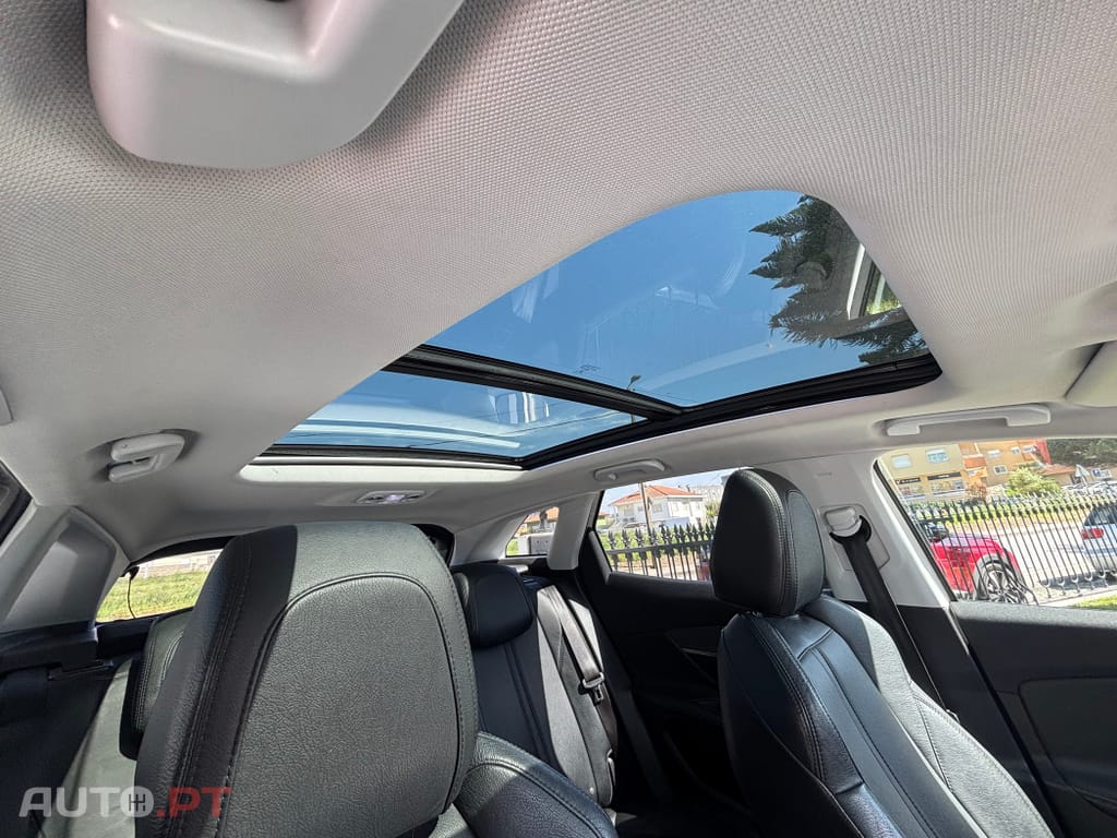 Peugeot 3008 1.5 BlueHDi Crossway