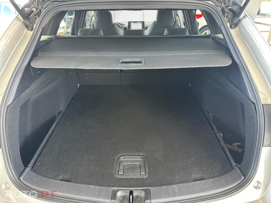 Toyota Corolla Touring Sports 1.8 Hybrid GR-Sport