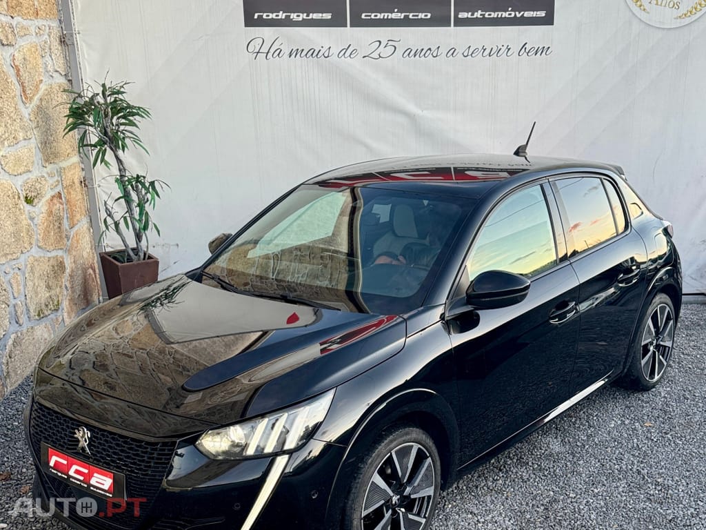 Peugeot E-208 50 kWh GT Line