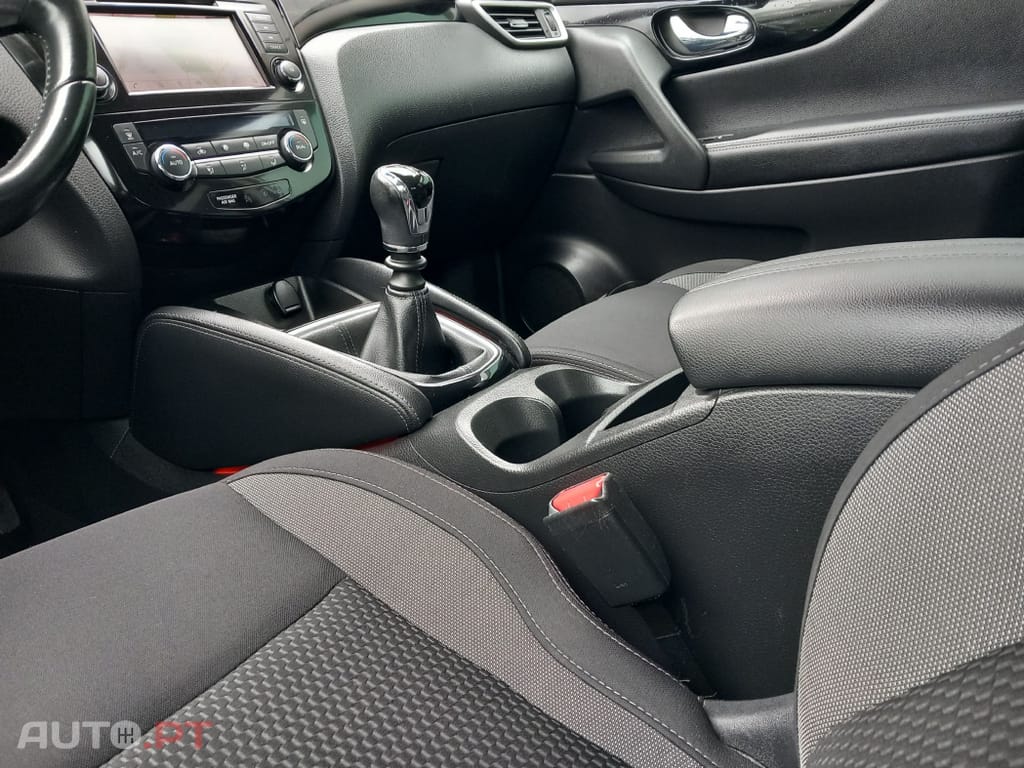 Nissan Qashqai 1.5 dCi N-Connecta Led