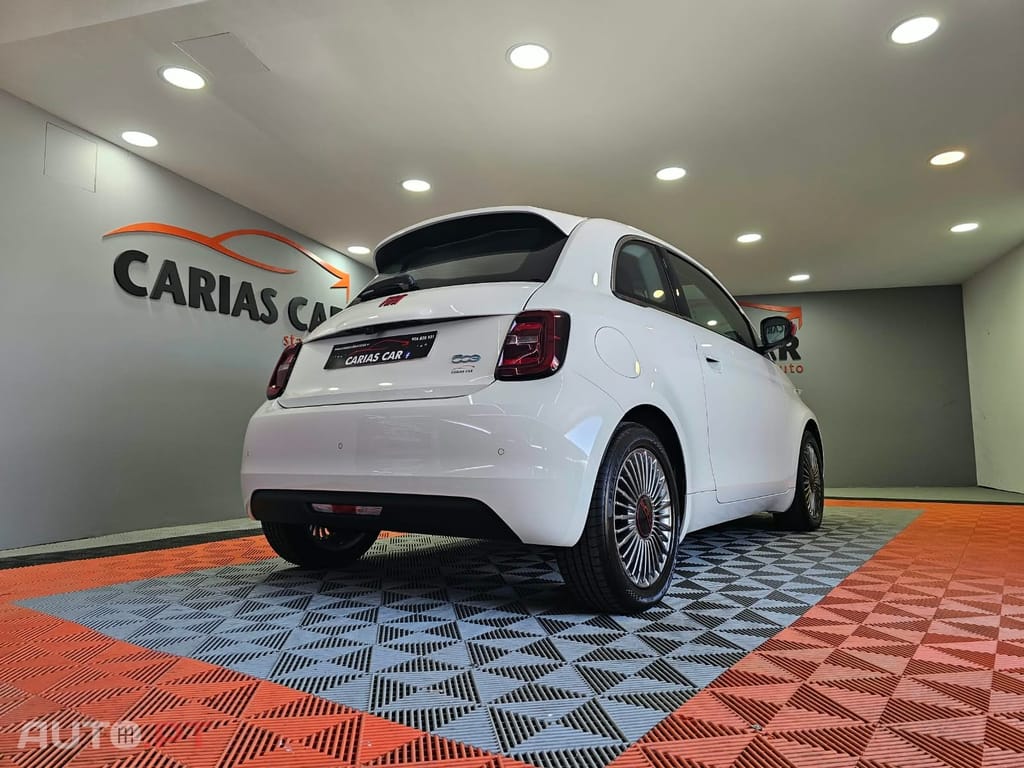 Fiat 500e 42 Kwh RED