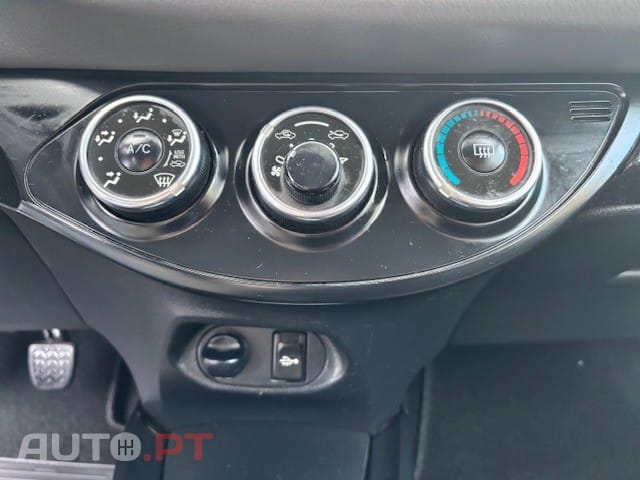 Toyota Yaris 1.0 VVT-i Comfort