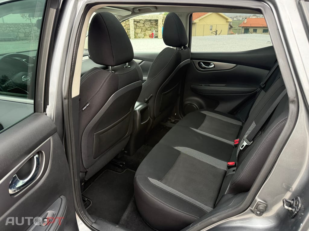 Nissan Qashqai 1.5 dCi N-Connecta