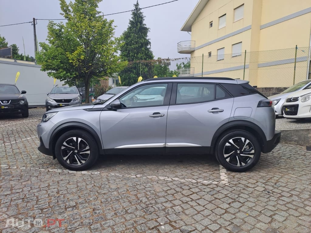 Peugeot 2008 1.2 PureTech Allure