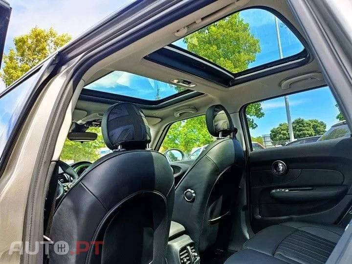 MINI Clubman Cooper Sport Edition Auto