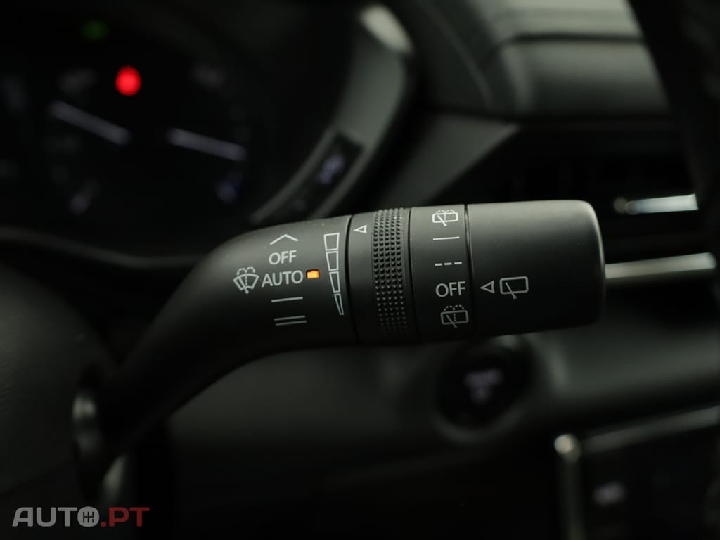 Mazda MX-3 MX-30 E-SKYACTIV EXCLUSVE-LINE