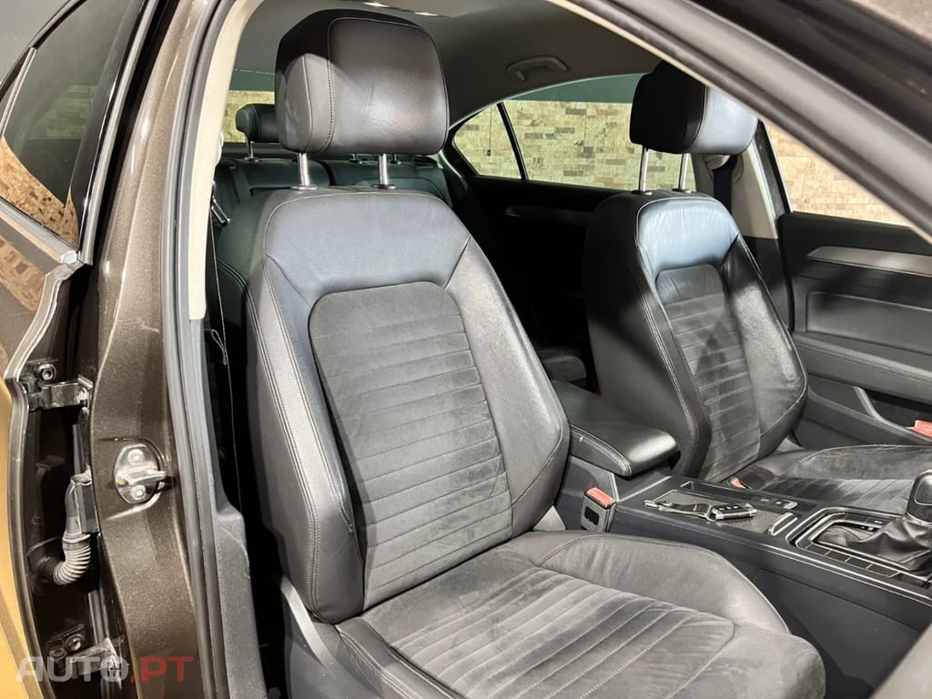 Volkswagen Passat 2.0 BiTDI 240cv DSG | Nacional | Full Extras | 2015