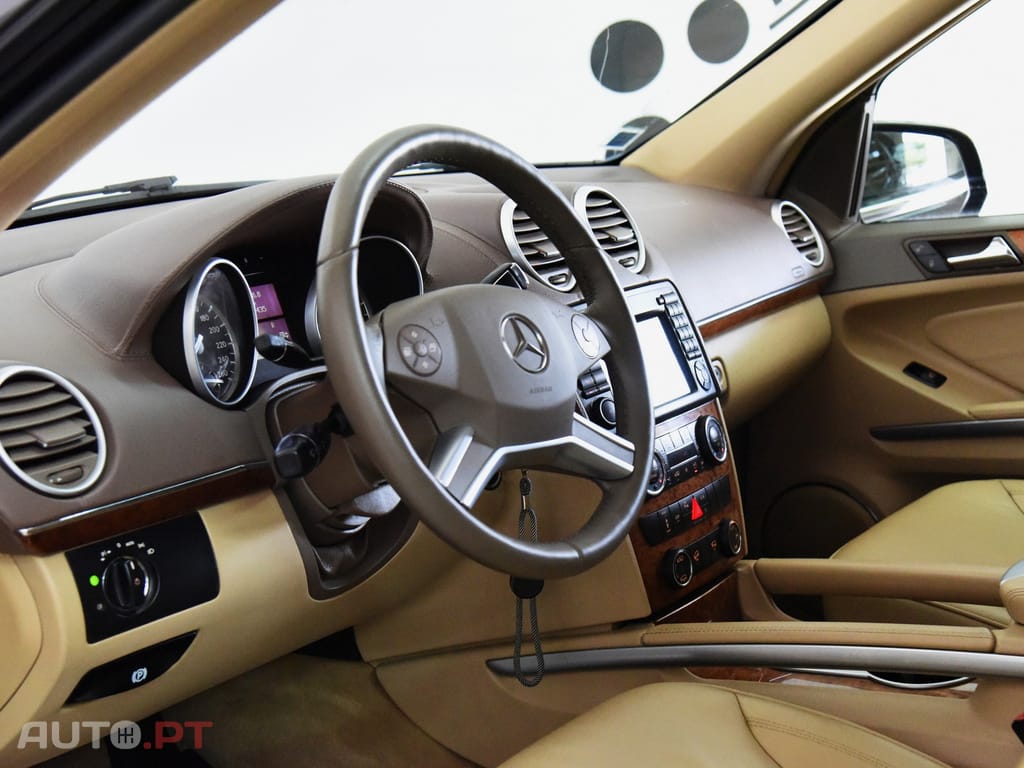 Mercedes-Benz GL 350 CDi BlueEfficiency