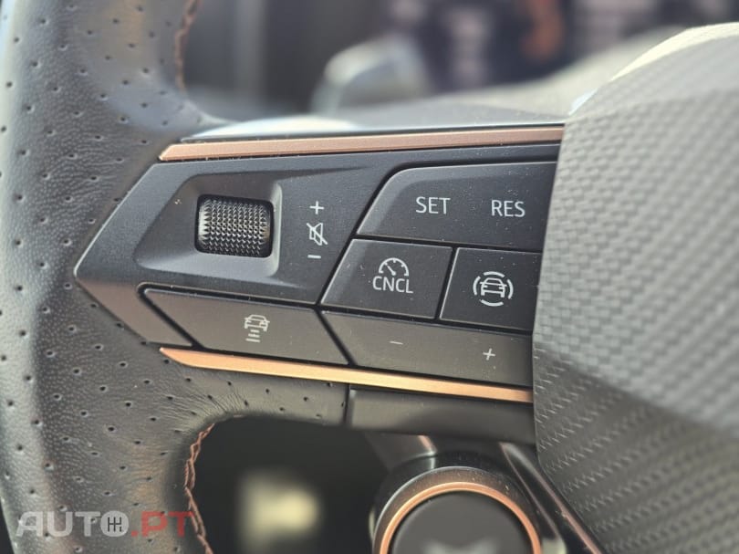 Cupra Leon 1.5 eTSI MID DSG