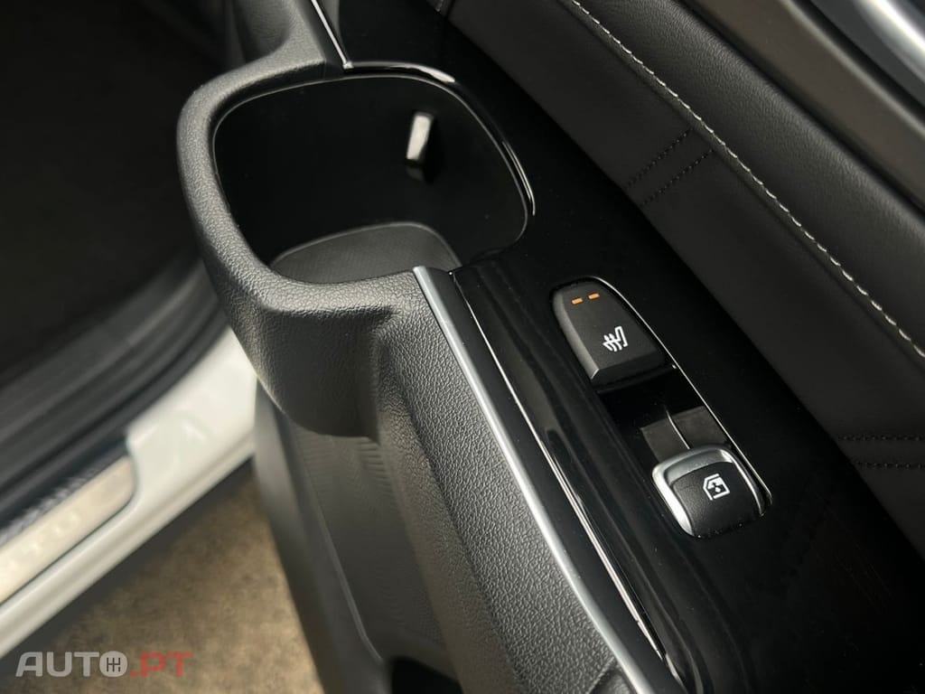 Kia Sorento 1.6 T-GDI PHEV Concept+SRF