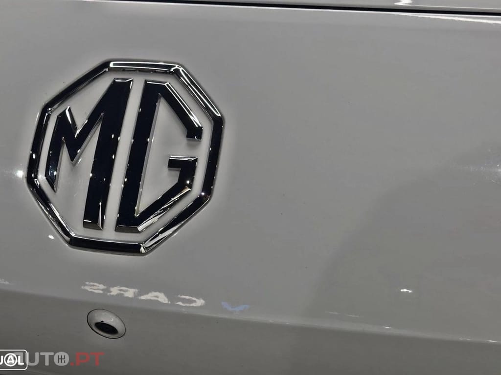 MG MG4 4 Luxury 64 kWh