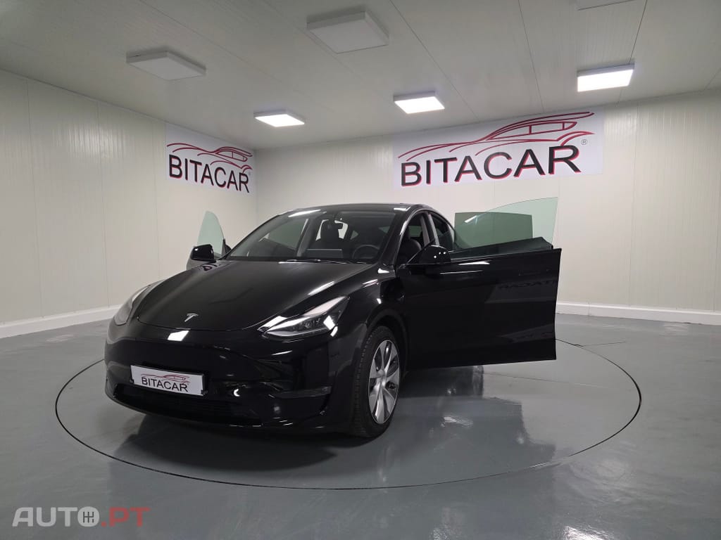 Tesla Model Y Long Range Tração Integral