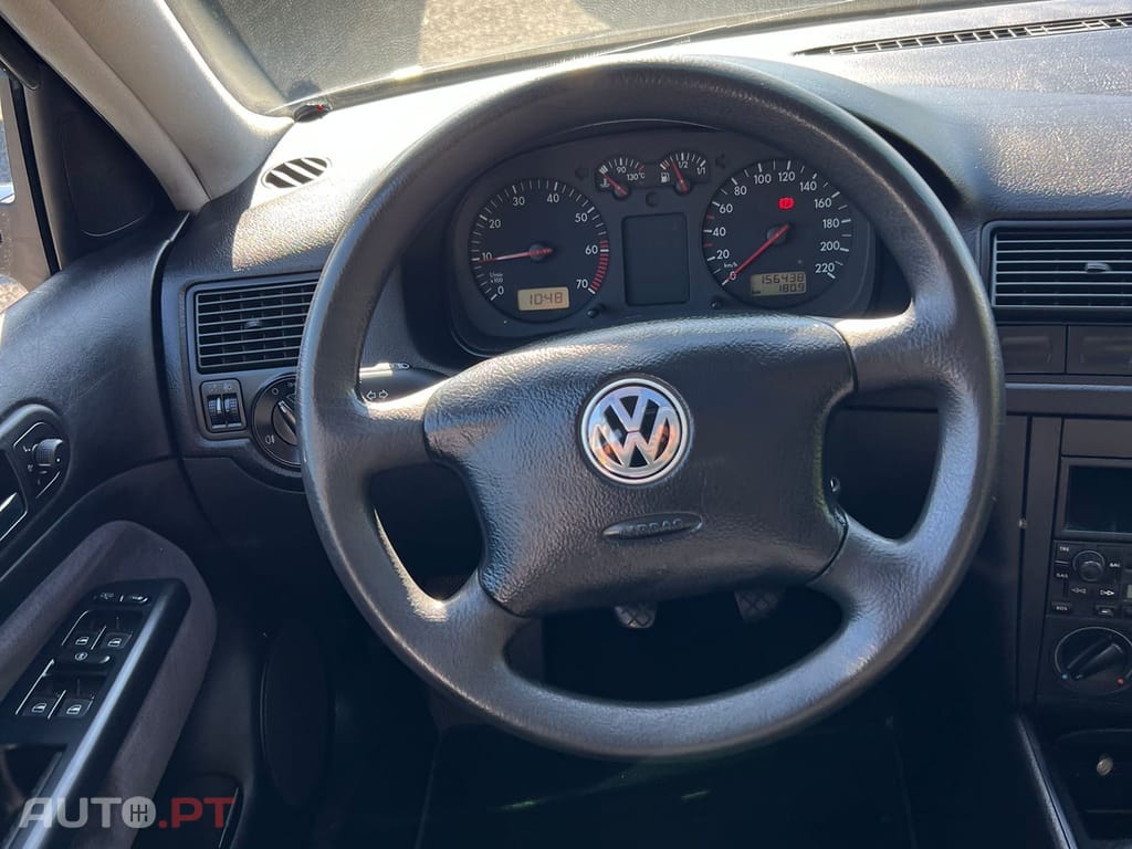 Volkswagen Golf 1.4i Confortline