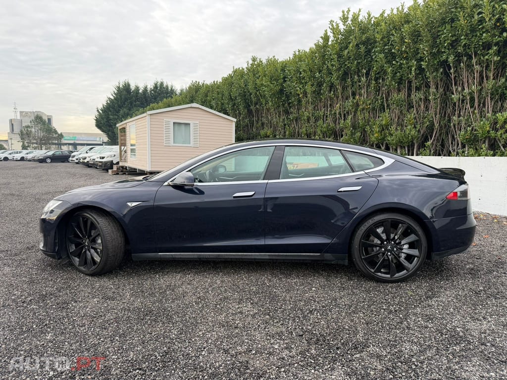 Tesla Model S 60
