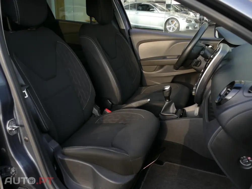 Renault Clio Sport Tourer 0.9 TCe Limited