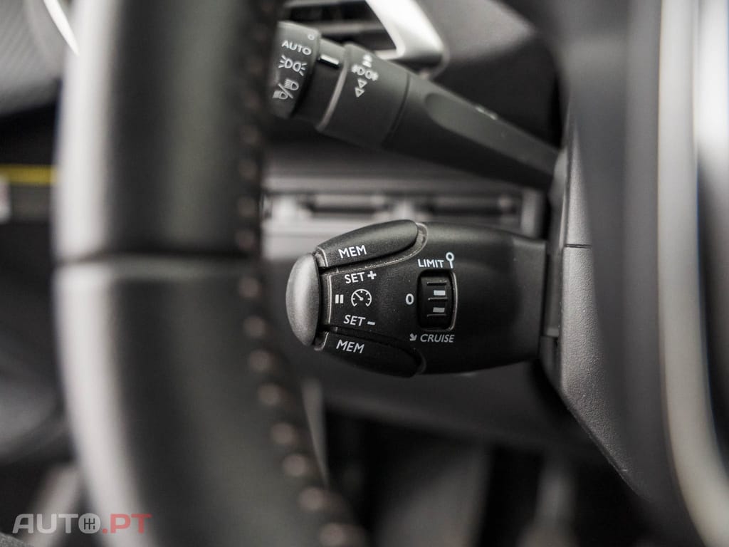 Peugeot 3008 1.5 BlueHDi Style
