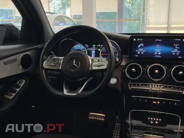 Mercedes-Benz GLC 300 4Matic AMG Line
