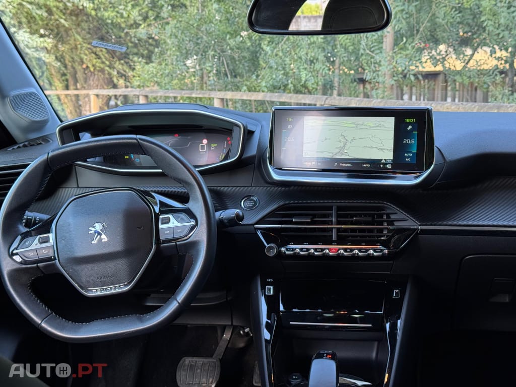 Peugeot E-208 50 kWh Allure
