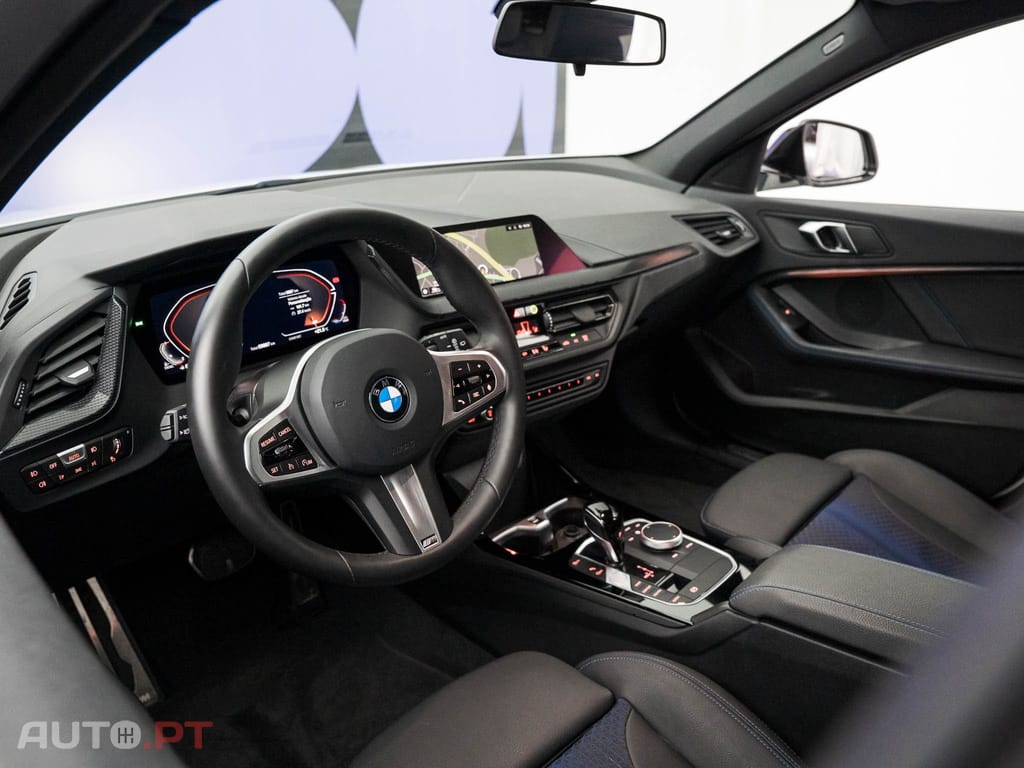 BMW 116 d Pack Desportivo M Auto