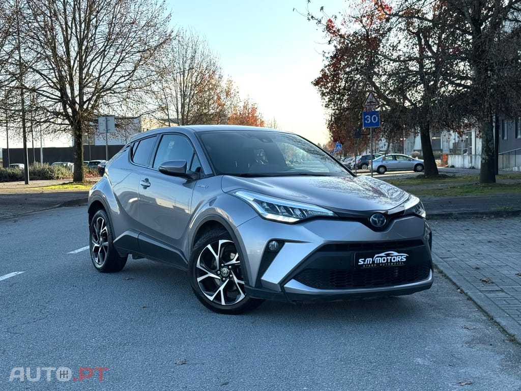 Toyota C-HR 1.8 Hybrid Square Collection