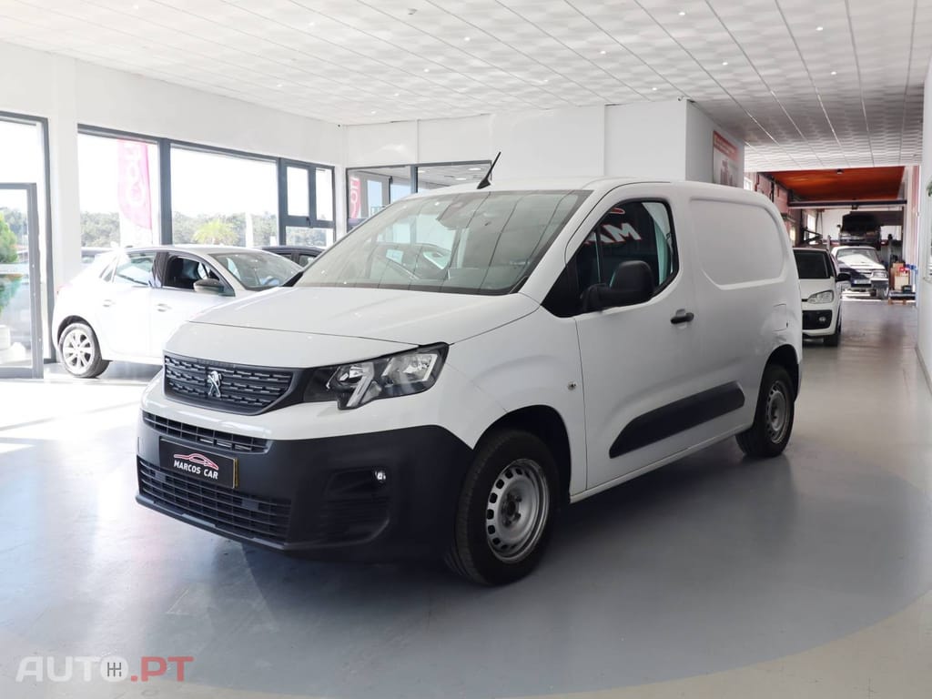 Peugeot Partner 1.5 BlueHDi Asphalt Standard