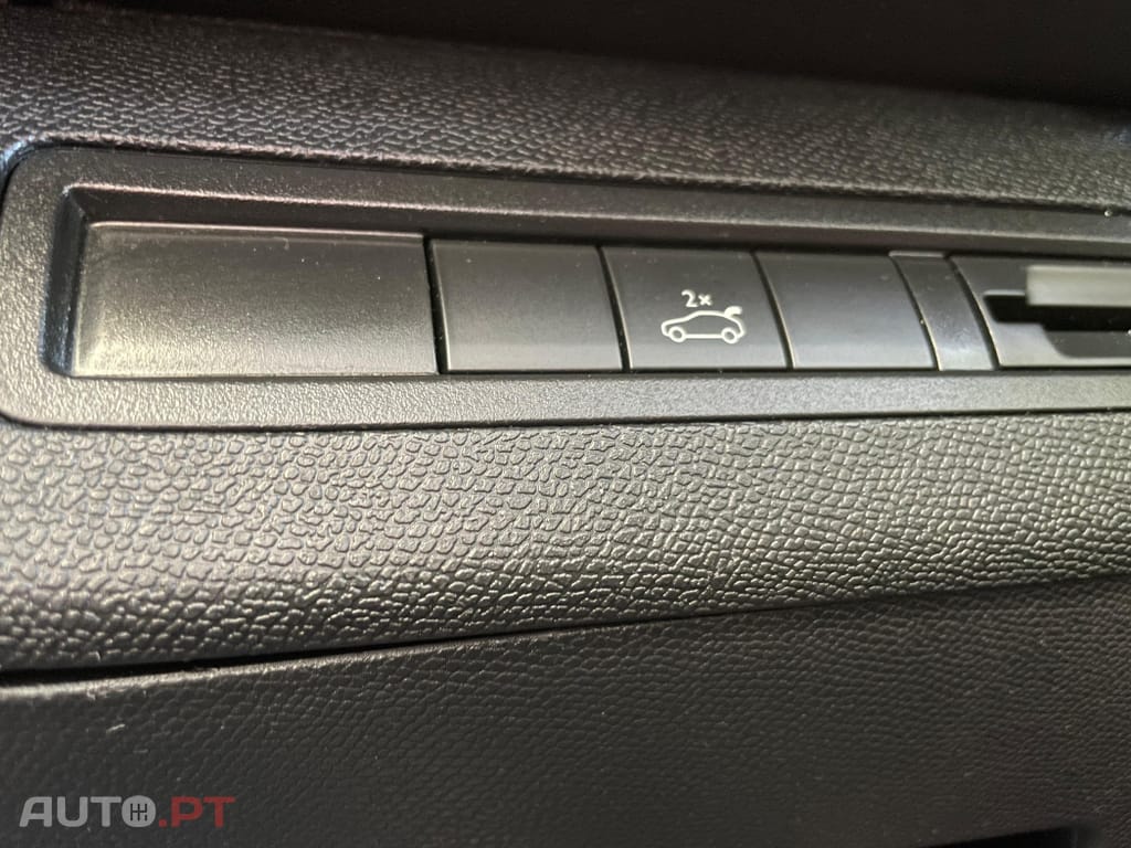 Peugeot 5008 1.5 BlueHDi Allure